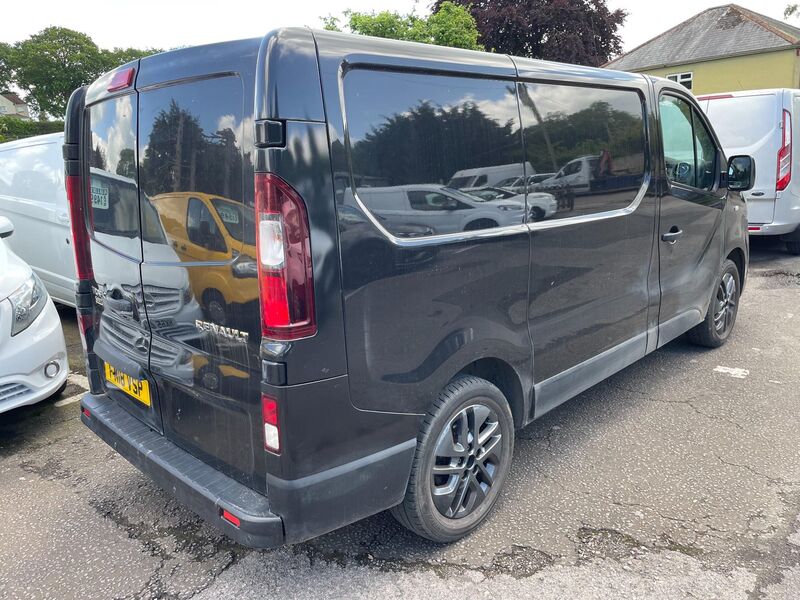 RENAULT TRAFIC