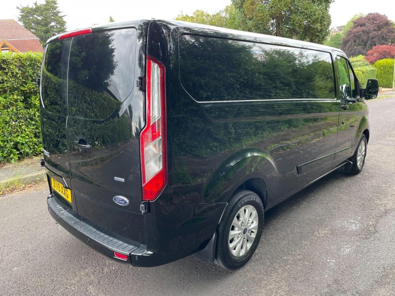 FORD TRANSIT CUSTOM
