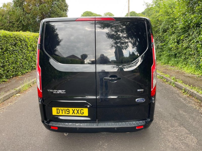 FORD TRANSIT CUSTOM
