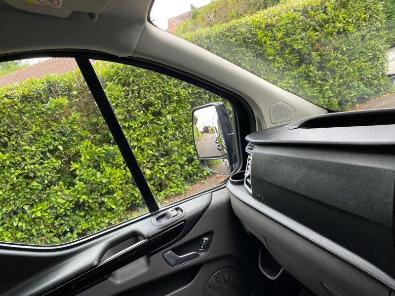 FORD TRANSIT CUSTOM
