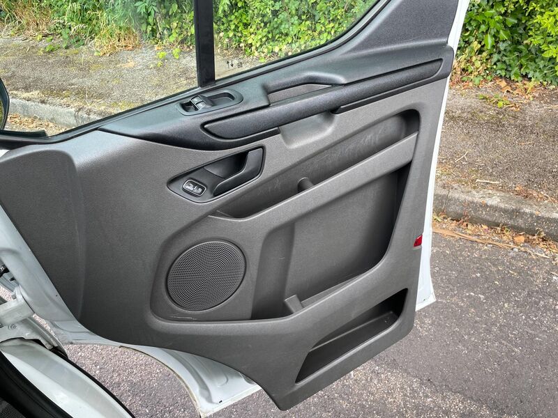 FORD TRANSIT CUSTOM