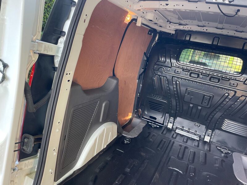 FORD TRANSIT CONNECT
