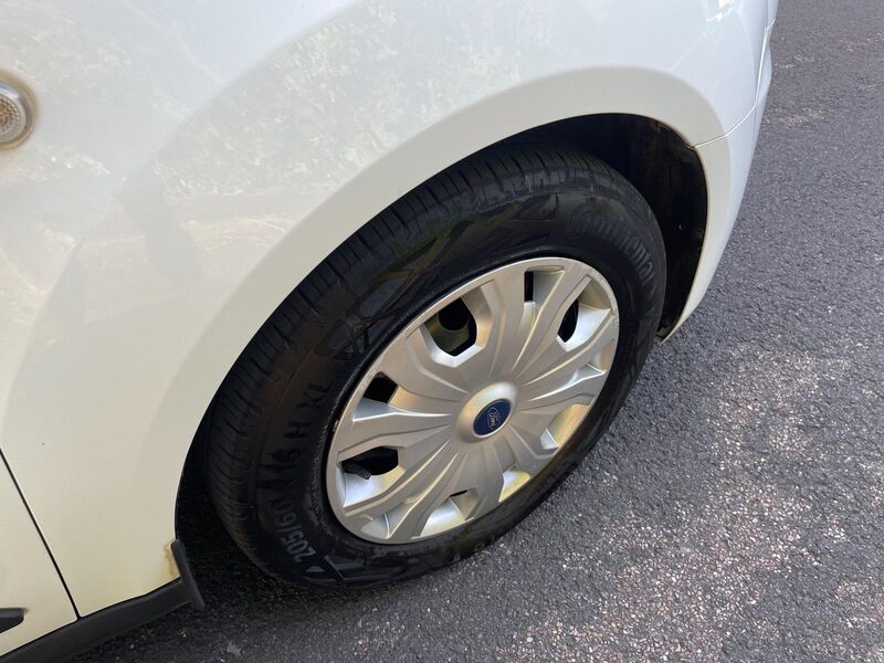 FORD TRANSIT CONNECT