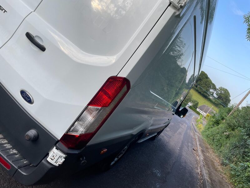 FORD TRANSIT