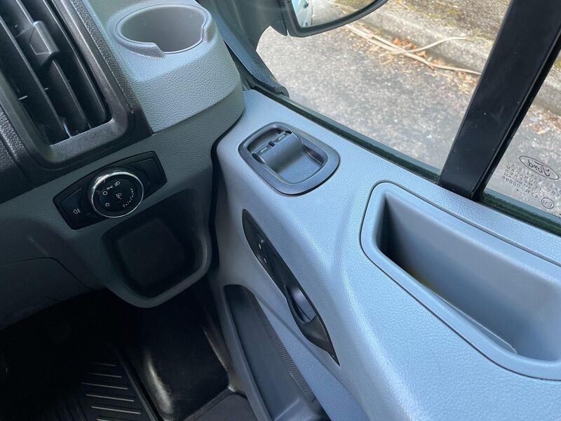 FORD TRANSIT