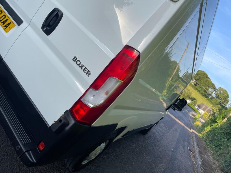 PEUGEOT BOXER