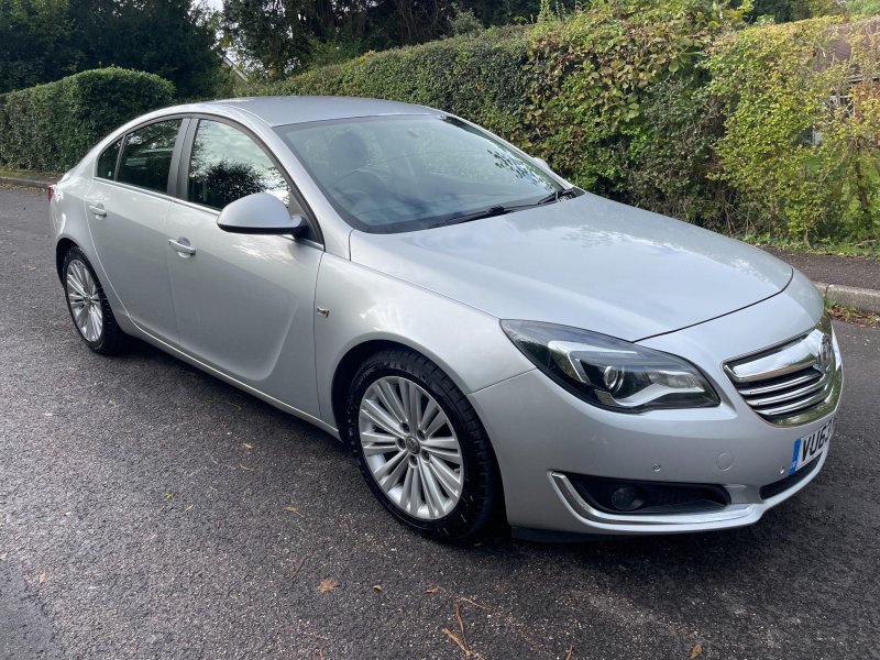 VAUXHALL INSIGNIA