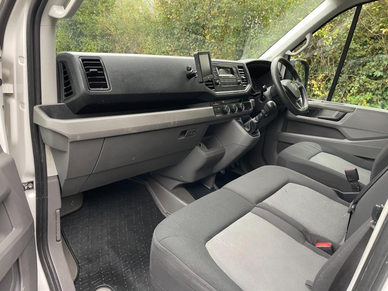 VOLKSWAGEN CRAFTER