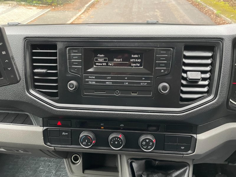 VOLKSWAGEN CRAFTER