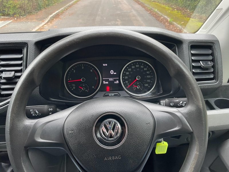 VOLKSWAGEN CRAFTER