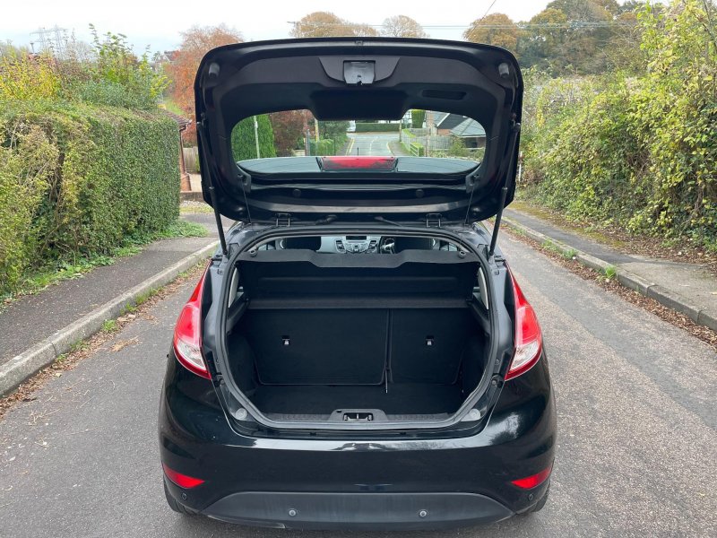 FORD FIESTA