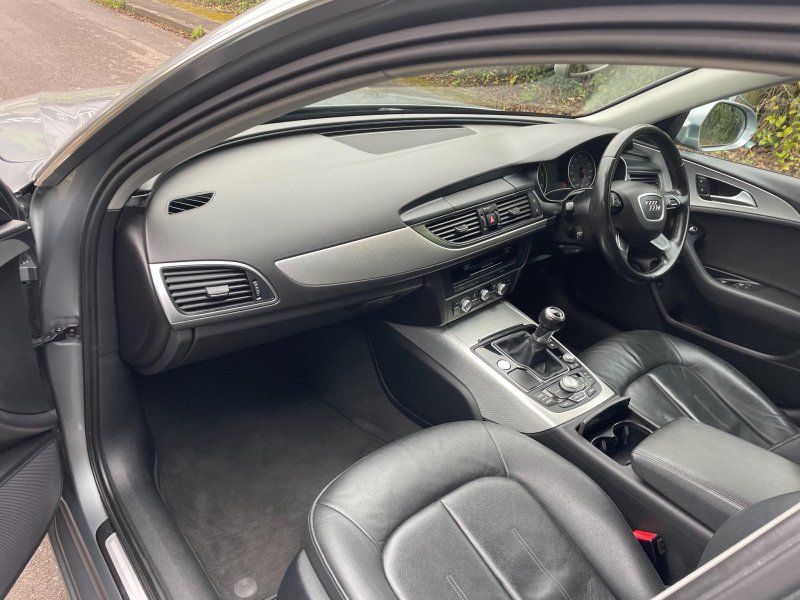 AUDI A6 AVANT