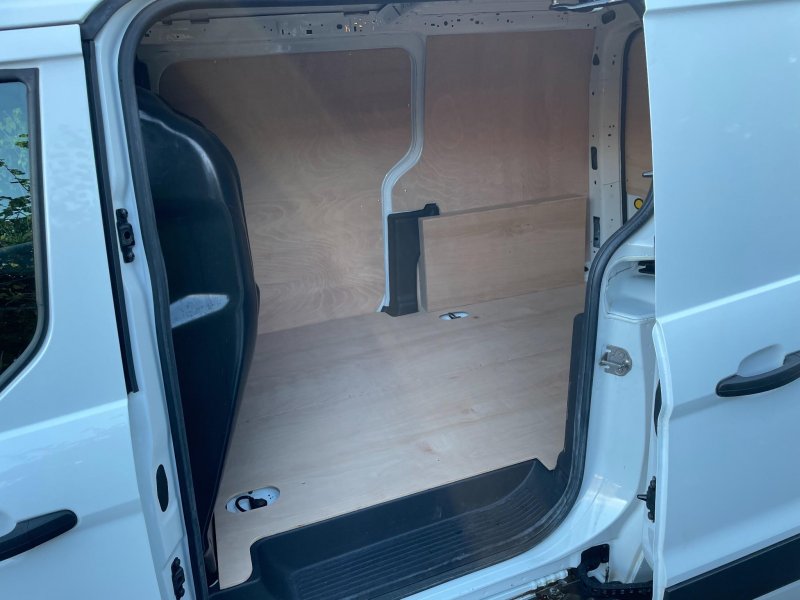 FORD TRANSIT CONNECT
