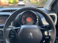 PEUGEOT 108