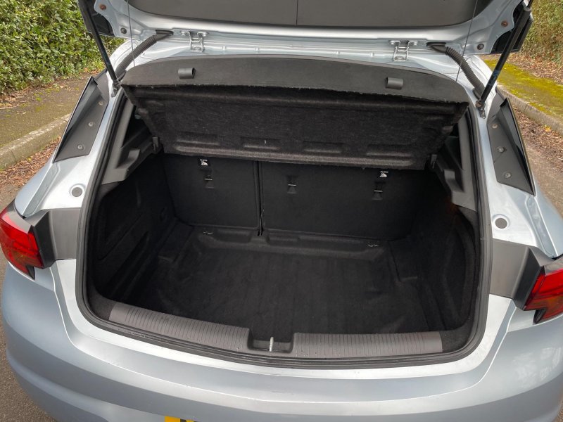 VAUXHALL ASTRA