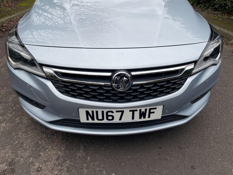 VAUXHALL ASTRA