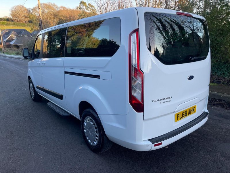 FORD TOURNEO CUSTOM