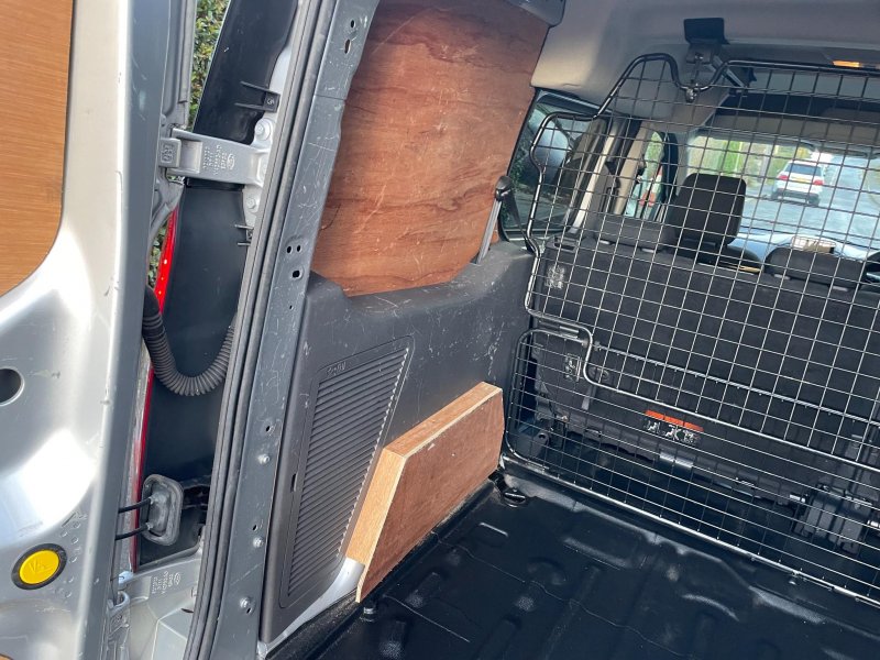 FORD TRANSIT CONNECT