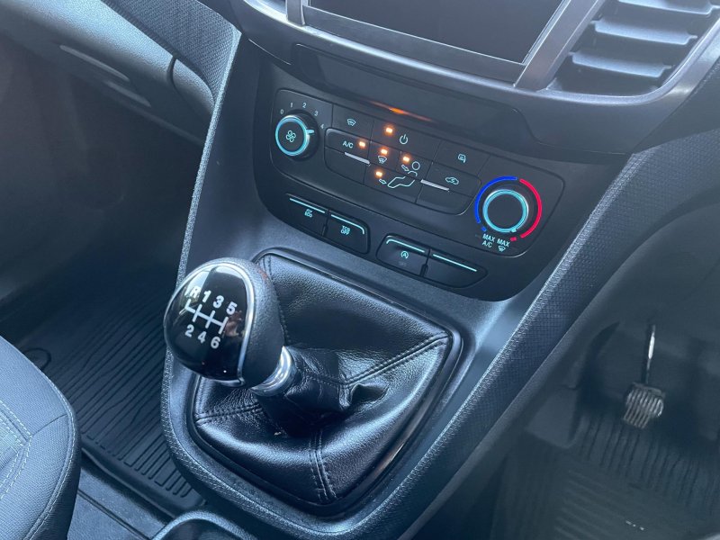 FORD TRANSIT CONNECT