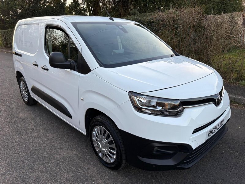 TOYOTA PROACE CITY