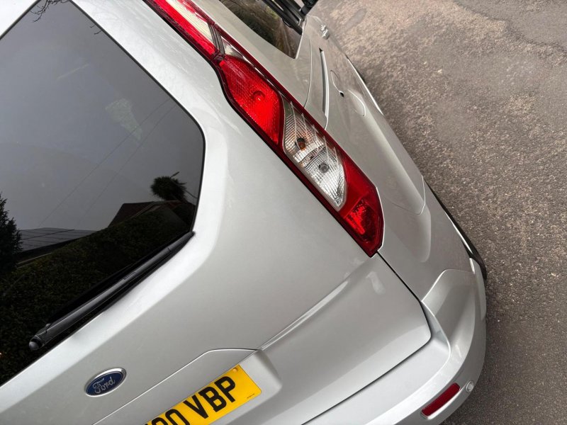 FORD GRAND TOURNEO CONNECT