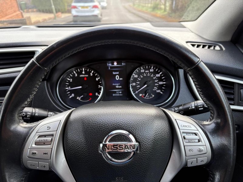 NISSAN QASHQAI