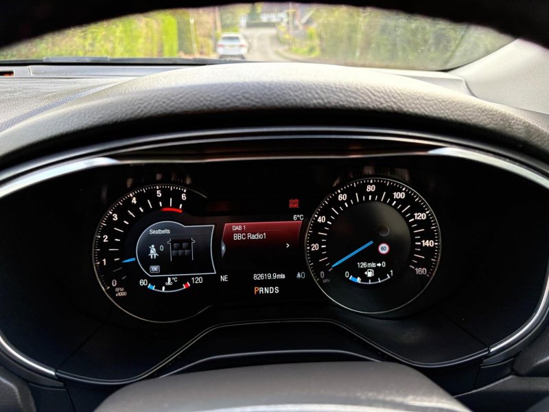 FORD MONDEO