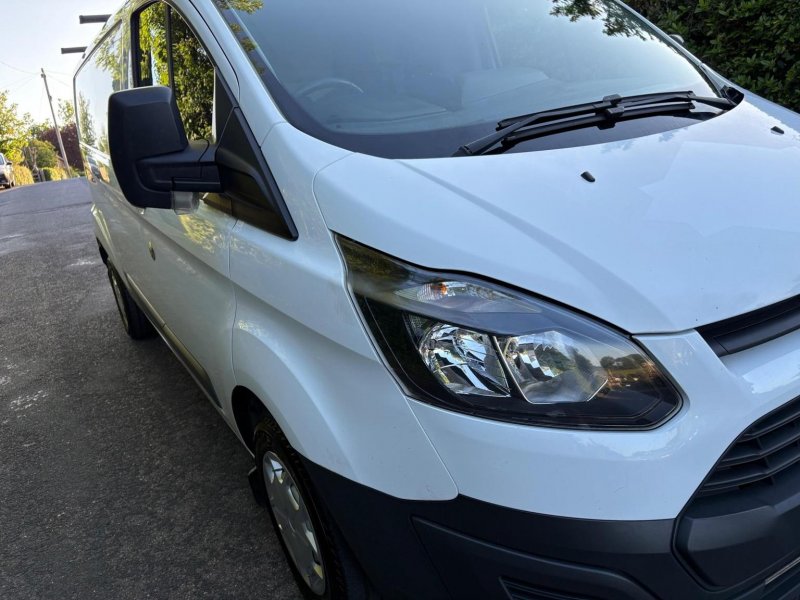 FORD TRANSIT CUSTOM