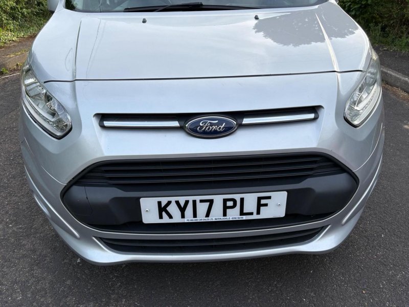FORD GRAND TOURNEO CONNECT