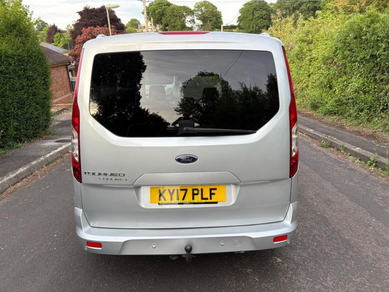 FORD GRAND TOURNEO CONNECT