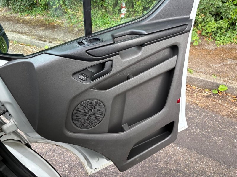 FORD TRANSIT CUSTOM
