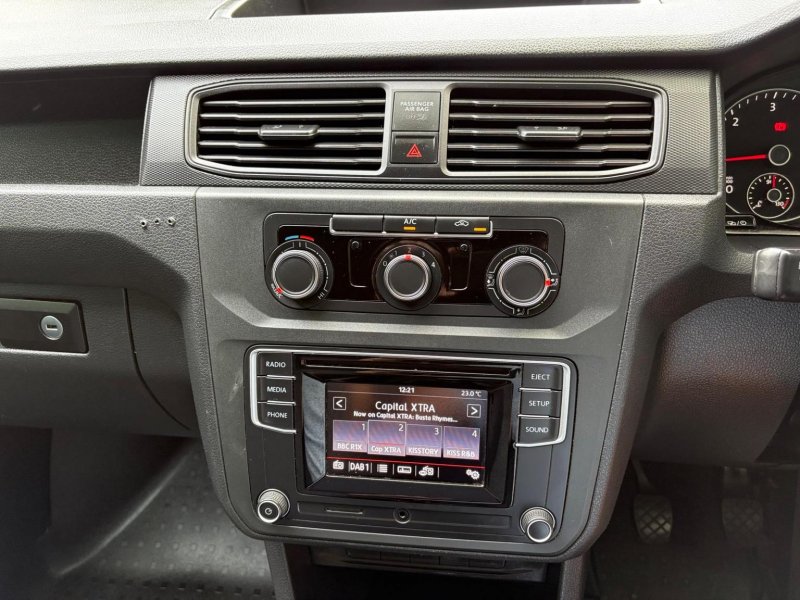 VOLKSWAGEN CADDY MAXI